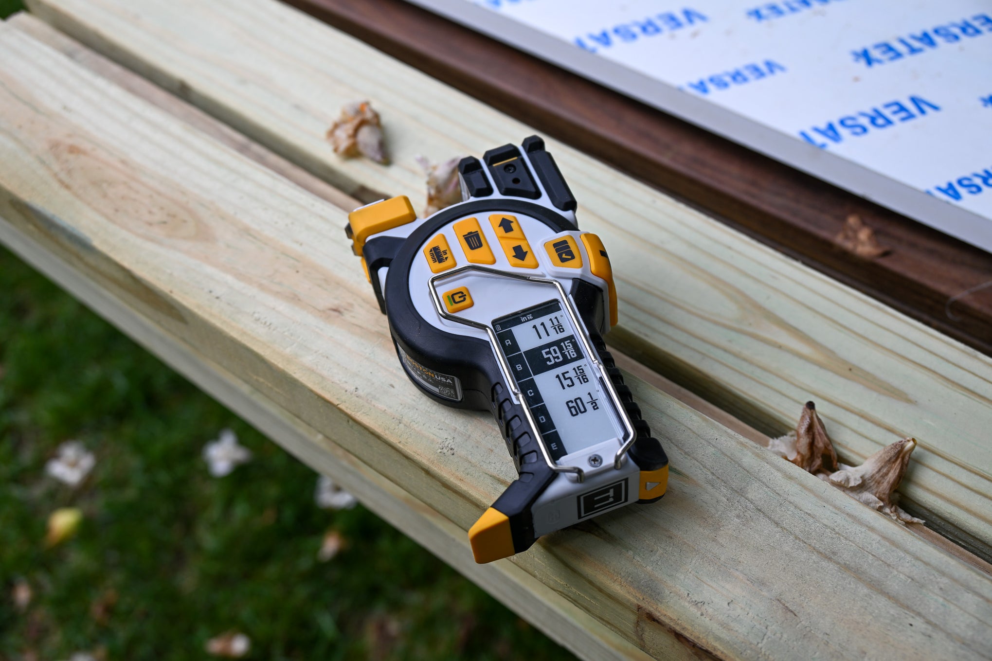 T1 Tomahawk Digital Tape Measure — REEKON Tools